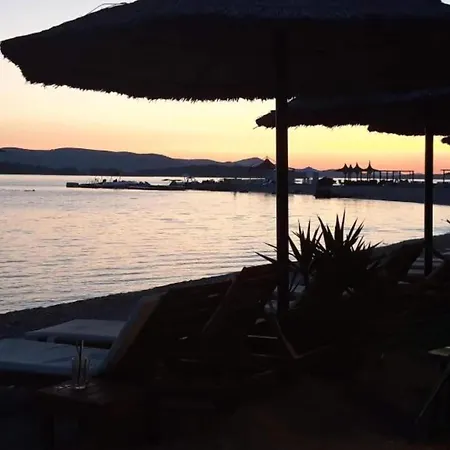 Сasa de vacaciones Mobile Nensi Two Bedroom Biograd Na Moru