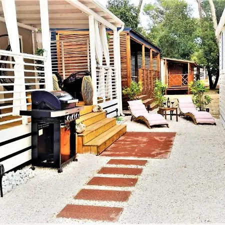 Holiday home Mobile Nensi Two Bedroom *