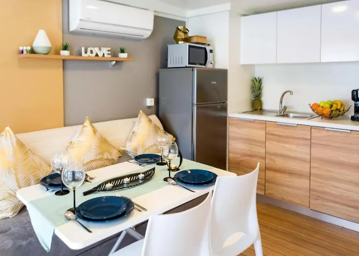Mobile Nensi Two Bedroom